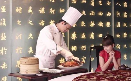 贾梅爆料军姐视频播放,军姐视频幕后真相，播放量惊人背后的秘密  第1张