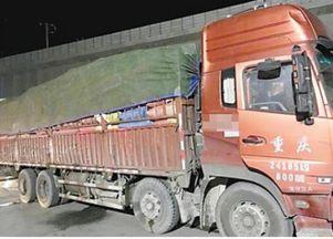 重庆货车最新爆料,揭秘城市物流新动态  第3张